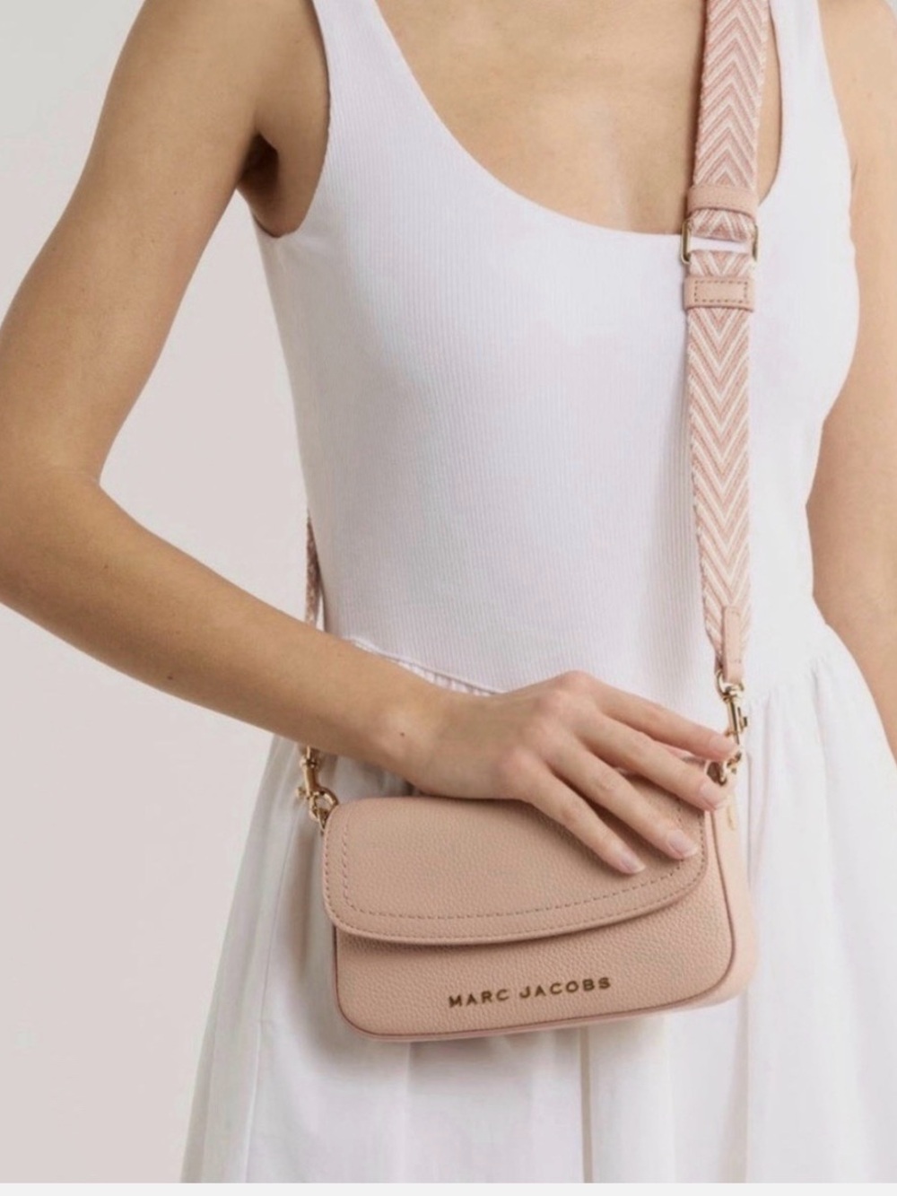 Marc Jacobs Groove Mini Crossbody Bag - Picture 3 of 9